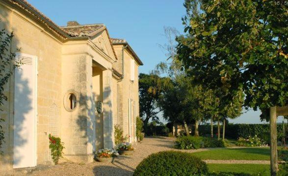 Bed and Breakfast Chateau Belles Graves Pomérols Exterior foto