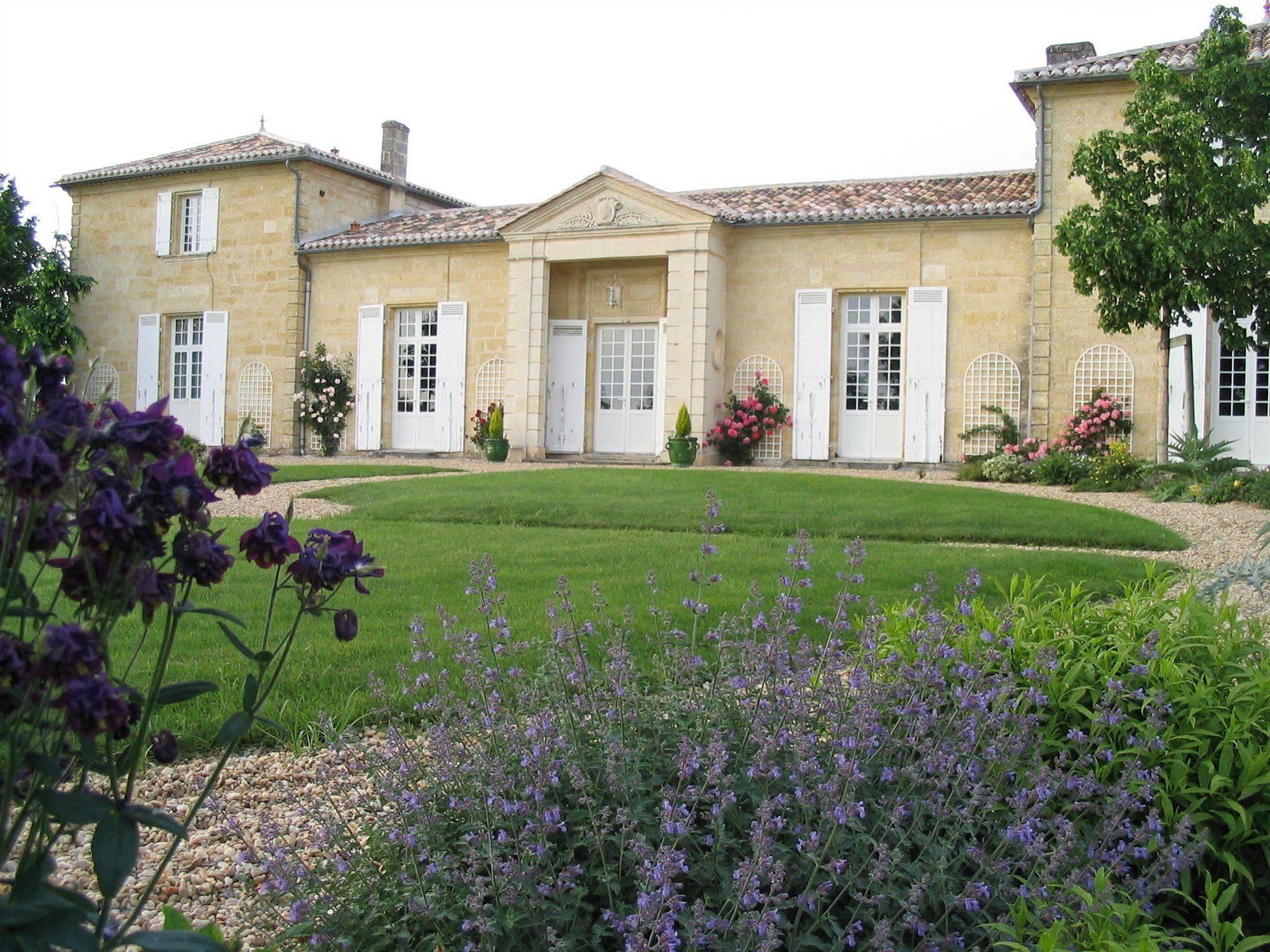 Bed and Breakfast Chateau Belles Graves Pomérols Exterior foto