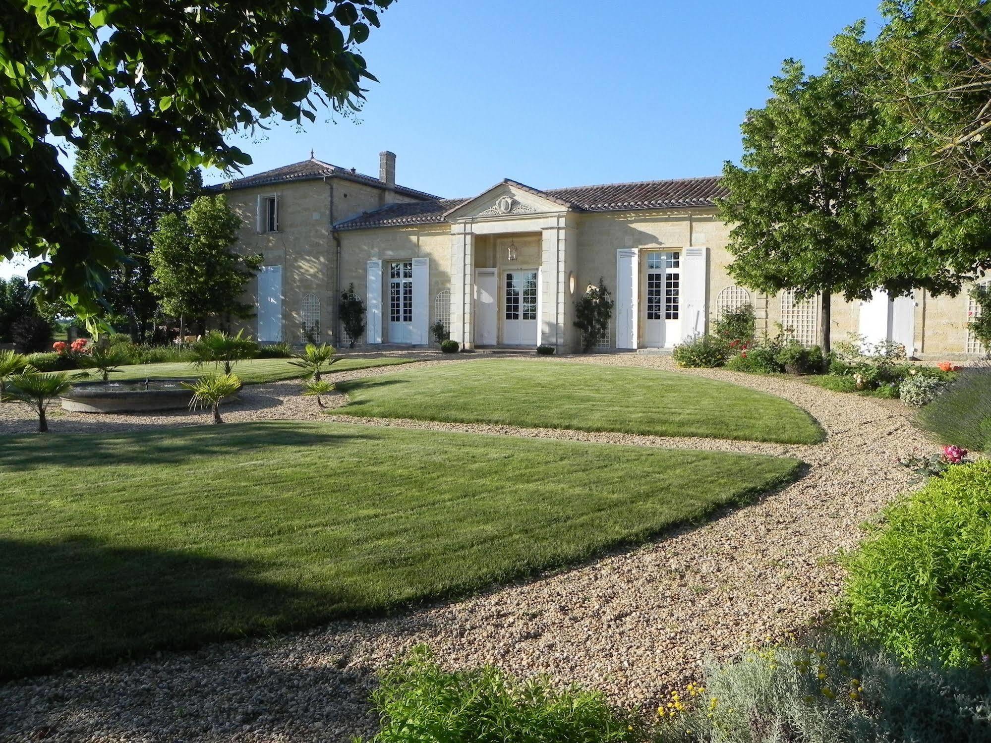 Bed and Breakfast Chateau Belles Graves Pomérols Exterior foto
